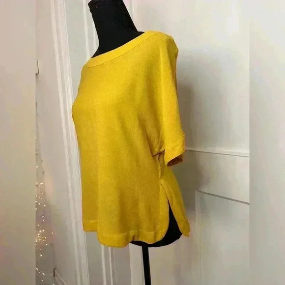 H  and M Mustard Blouse in Viscose Size 2 - Picture 4 of 7